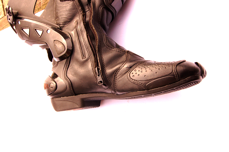 road-race boot zip replacement